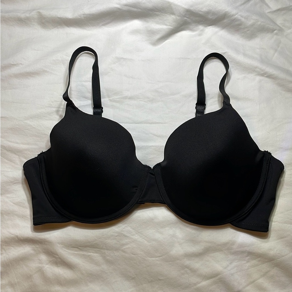 Fruit of the Loom Black Molded Cup Bra 40D